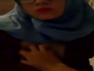 Hijab 소녀 solo masturbation 나의 niece, 포르노를 76