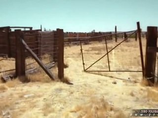 Голям бюст блондинки kagney karter spreads тя bawdy cleft и като то getting munched