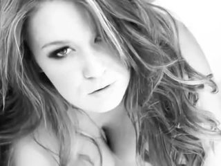 Erotic Session With Sumptuous Leanna Decker