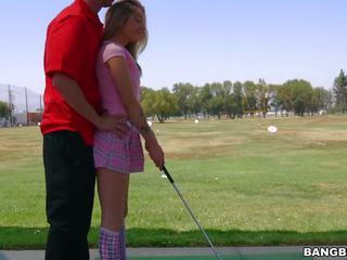 Karla kush van egy lousy golfer