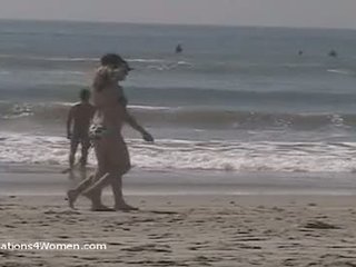 实 衣女裸体男 瞬间 从 socal 海滩