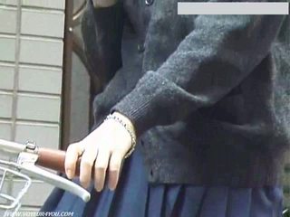 Jap 盗撮 隠された カム 隠された camera アウト doors 公共 アップスカート パンティー undies フェティッシュ オリエンタル アマチュア