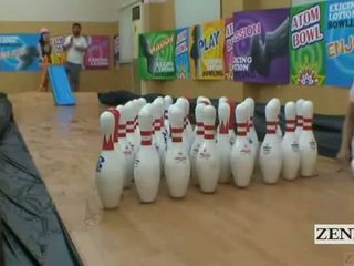 Subtitled 日本語 アマチュア bowling ゲーム ととも​​に フォーサム