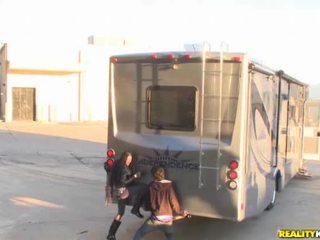Fuck this awtobus!