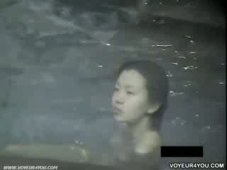 This is the outdoor hot spring voyeur