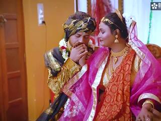 Desi 女王 大きな美しい女性 sucharita フル フォーサム swayambar ハードコア エロチック 夜 グループ セックス 輪姦 フル 映画 hindi audio