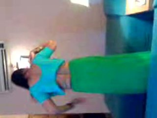Gujarathi Aunty Removing Saree And Becomes Nude