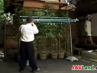 Giapponese milf succhiare suo neighbors cazzo