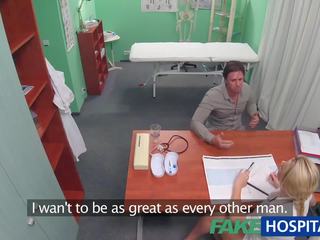 Fakehospital 護士 helps 飾釘 得到 an erection: 免費 色情 06 | 超碰在線視頻