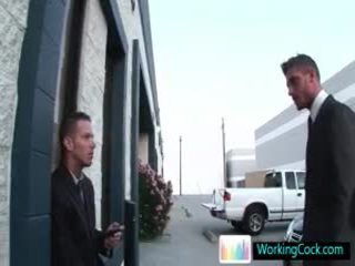 Shane cant manter sua mãos fora sua offic colleague por workingcock