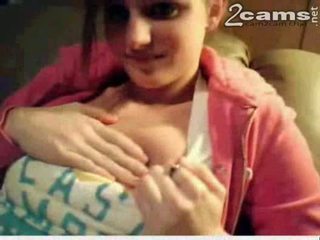 Jovem grávida em webcam fot um primeiro tempo pouco tímida mas quente